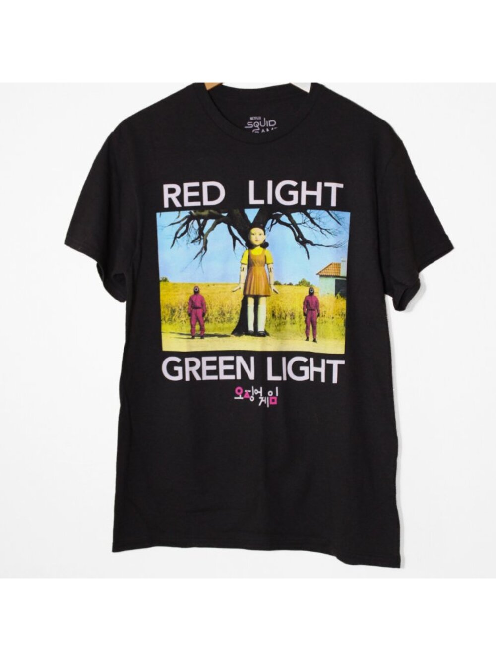 Squid Game Red Light Green Light Graphic Tee Black Size M